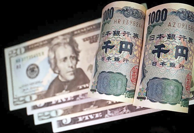 Yen extends losing streak as traders question BOJ's rate-hike pace