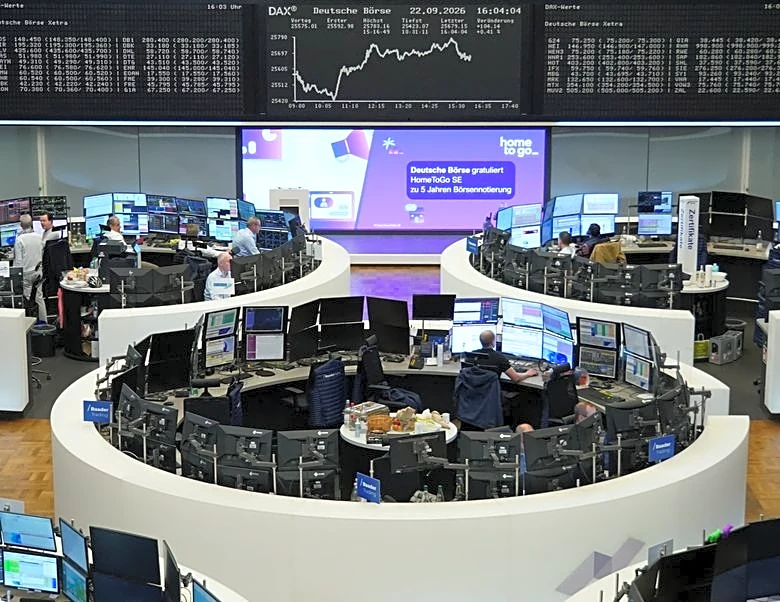 European stocks slip as lack of progress on US-Iran peace lifts oil, yields
