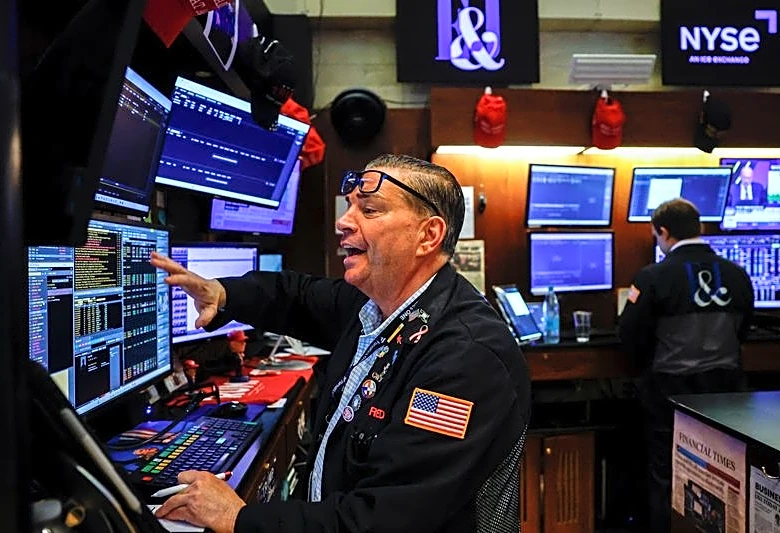 Trading Day: US yields cross 5% threshold