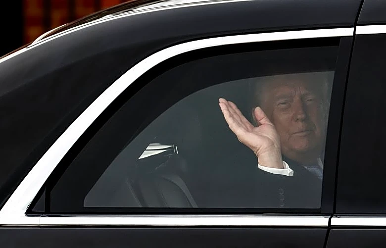 Trump plans grand spectacle for potentially tense talks as Xi arrives in US