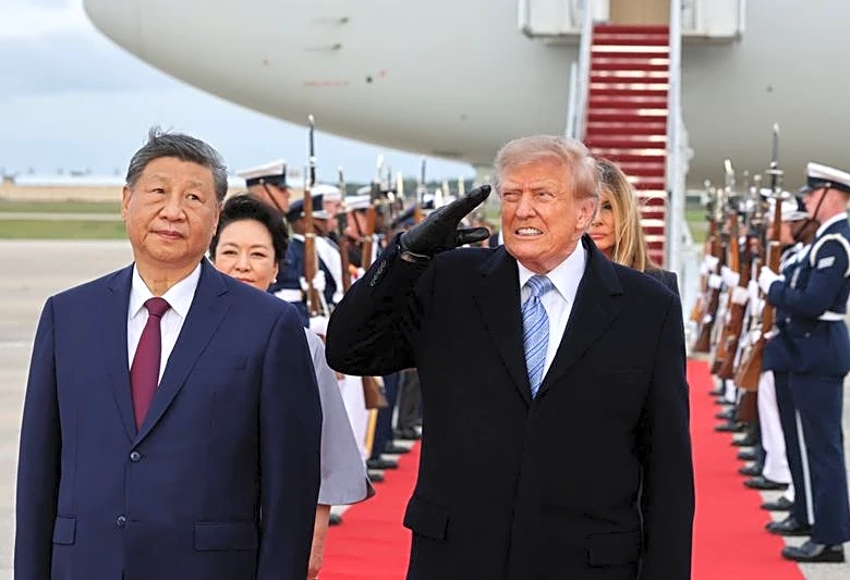 Analysis-A diplomatic split screen as Trump and Xi meet