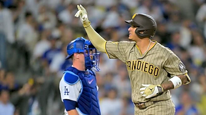 MLB roundup: Padres climb to top of crowded NL wild-card standings