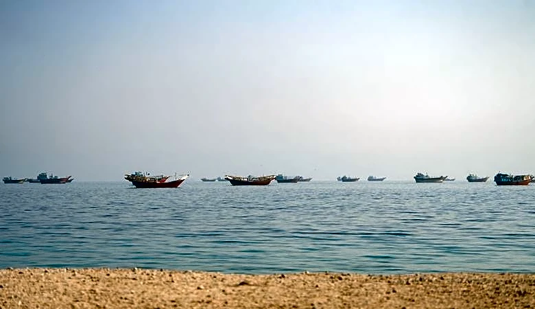 US and Iran discuss phased deal to reopen Hormuz and end US blockade, sources say