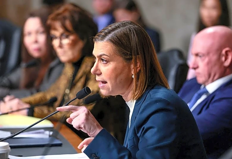 US senators delay effort to permanently ban Chinese cars