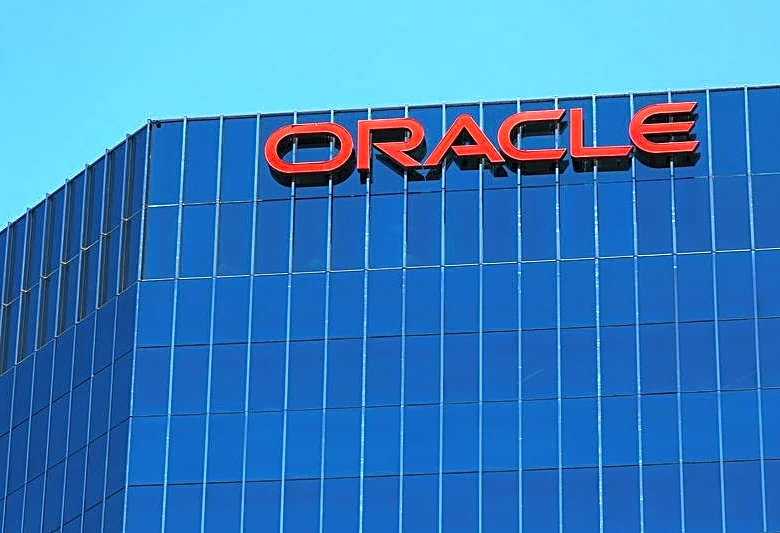 Analysis-Oracle, Blue Owl project delay sends ripples through AI financing, sources say