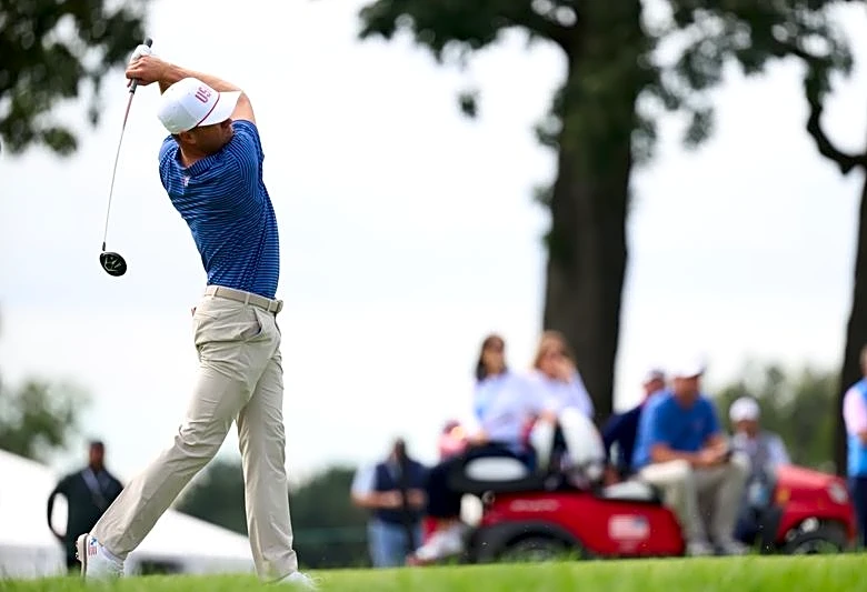 Golf-US edge International team in tight Presidents Cup opener