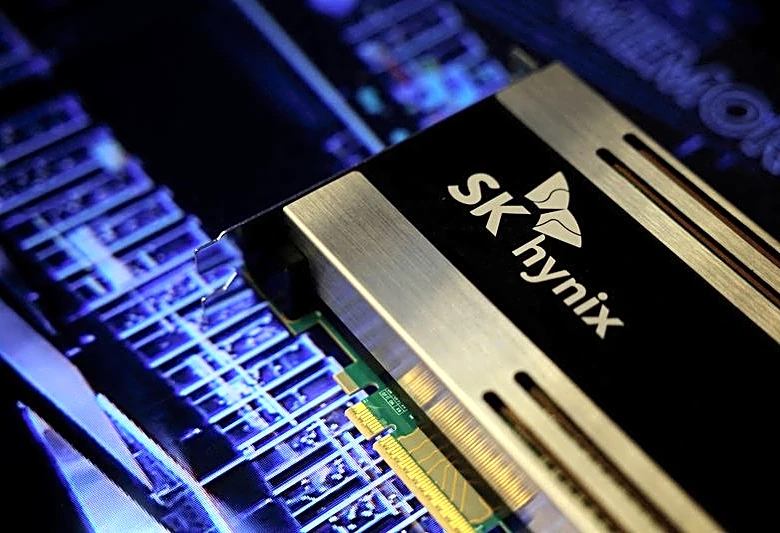Exclusive-SK Hynix's Solidigm weighs IPO that could value the unit at up to $150 billion, sources say
