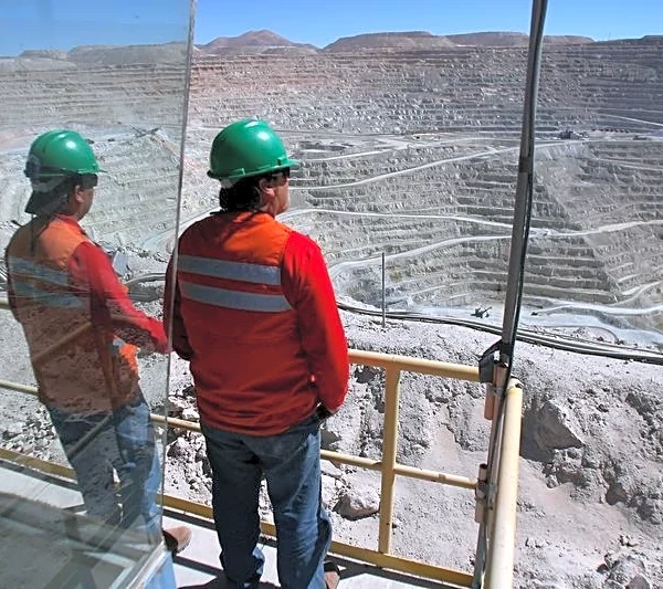 Unions at Chile's Escondida mine reject bid to pause contract talks after worker's death