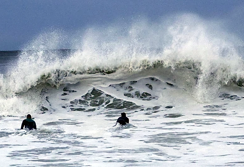 New York and New Jersey declare states of emergency, bracing for flooding and outages from nor'easter