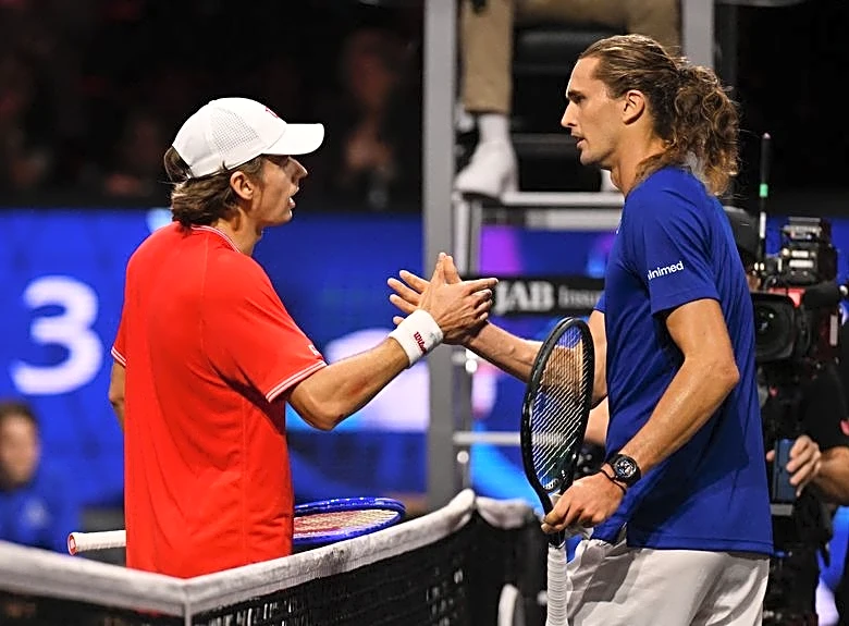 Tennis-De Minaur stuns Zverev, Tien beats Cobolli as Team World take 5-3 lead in Laver Cup