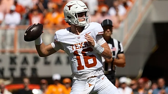 Top 25 roundup: No. 1 Texas holds off No. 14 Tennessee