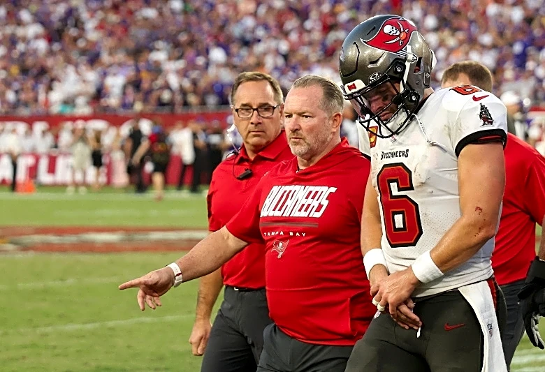 NFL injury roundup: Baker Mayfield, Breece Hall knocked out late in losses