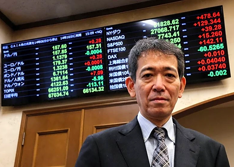 Exclusive-Japan's currency diplomat Mimura urges markets to heed 'very clear' warning on yen