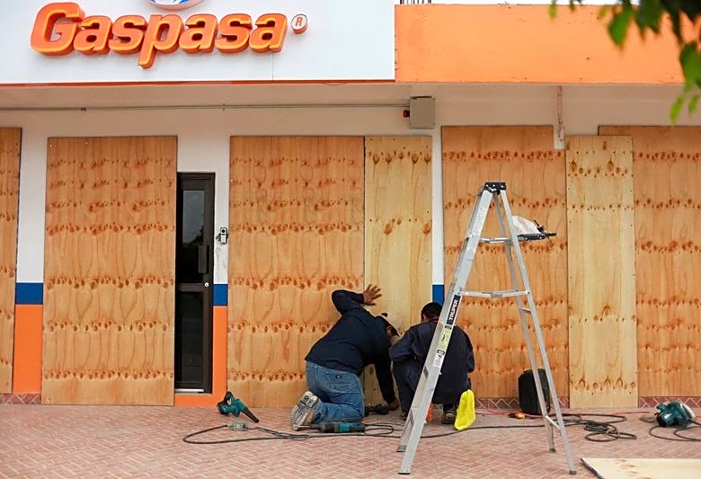 Mexico's Pacific coast braces for Hurricane Polo's life-threatening landfall