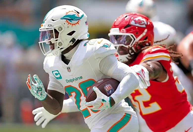 Dolphins RB De'Von Achane (ACL) out for season