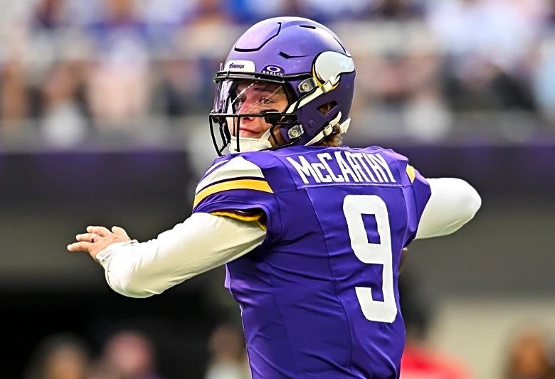 Oddsmakers shrug at Giants adding J.J. McCarthy