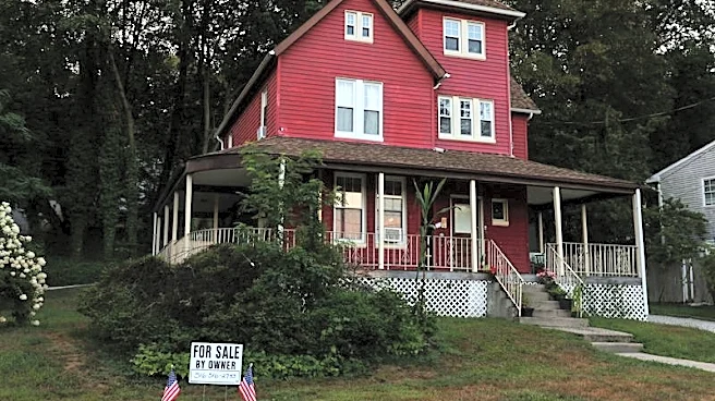 US single-family home prices rise in July, FHFA says