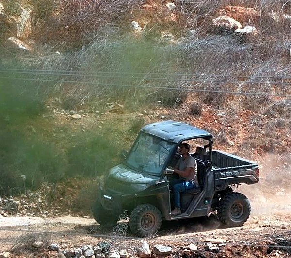 Israeli settlers attack West Bank village, blocking family's return home