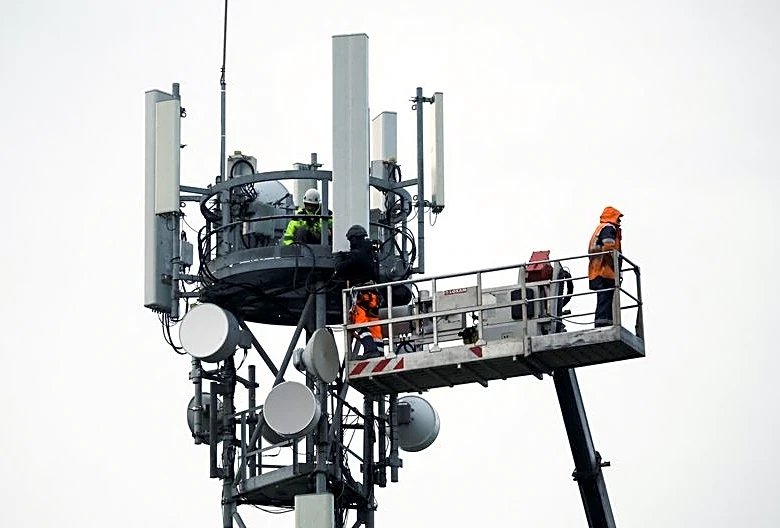 European telcos may get more time to phase out high-risk suppliers under EU proposal
