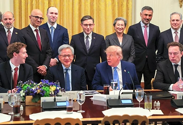 Trump considers creating committee to oversee AI sector