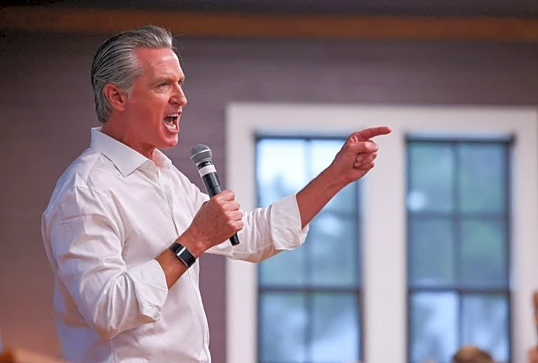 California governor signs PFAS pesticide tracking bill