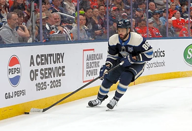 Maple Leafs confirm 6-year extension for Kirill Marchenko after trade