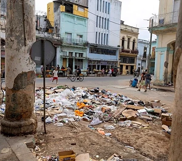 Viruses run rampant across Havana as water, power fails