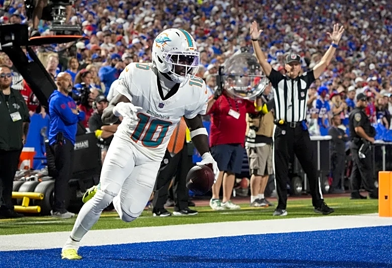 Tyreek Hill's cryptic tweet on cold weather heats up rumor mill
