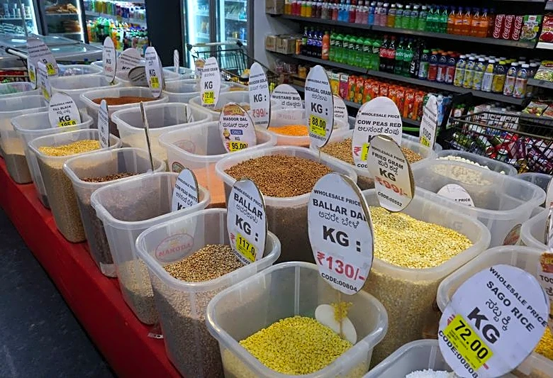 India considers cutting import duties on pulses to cool prices, sources say