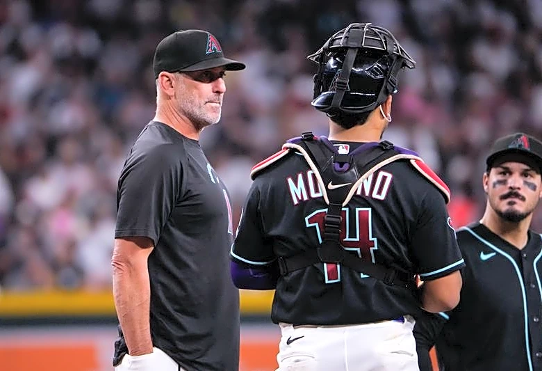 Reports: Diamondbacks manager Torey Lovullo coming back for 11th season