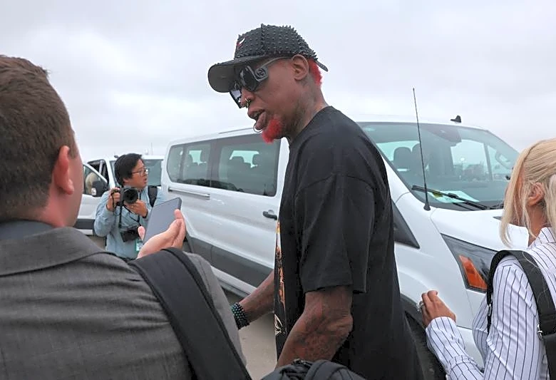 Trump appears at Texas rally with former NBA star Dennis Rodman