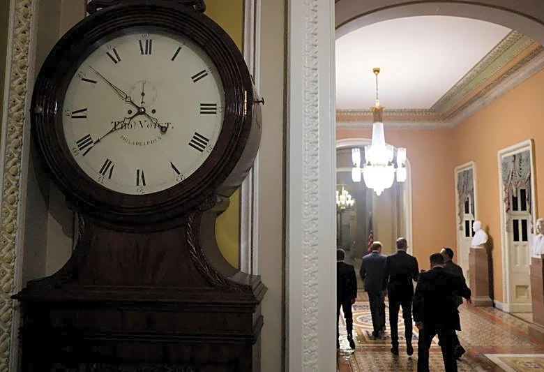 Trump push to end US clock switching hits dead end