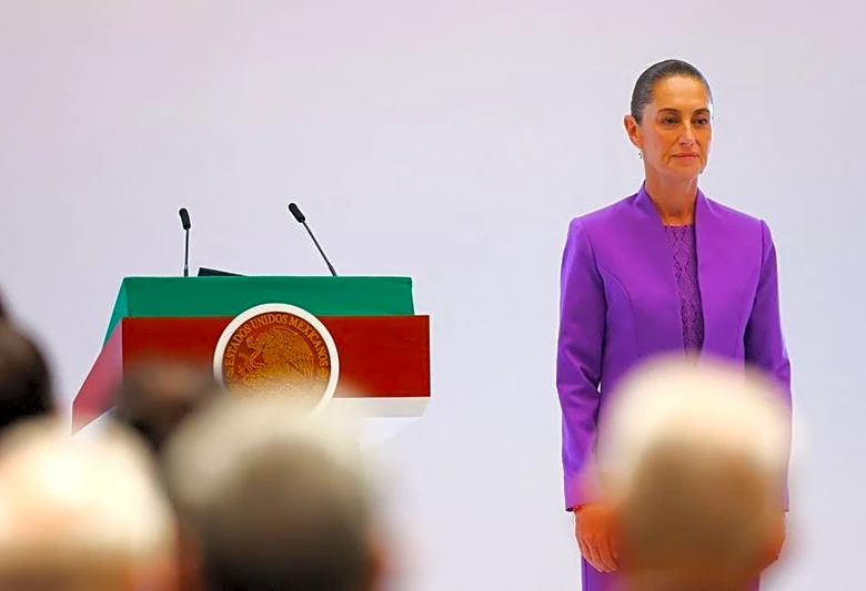 Mexico to prohibit presidents from holding dual citizenship