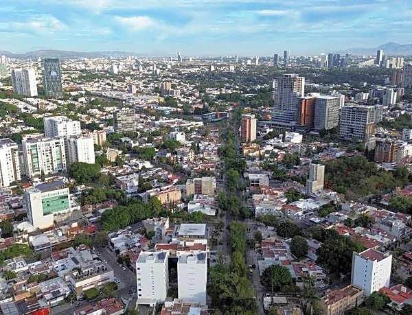 Mexico needs more effort to lower debt, IMF says