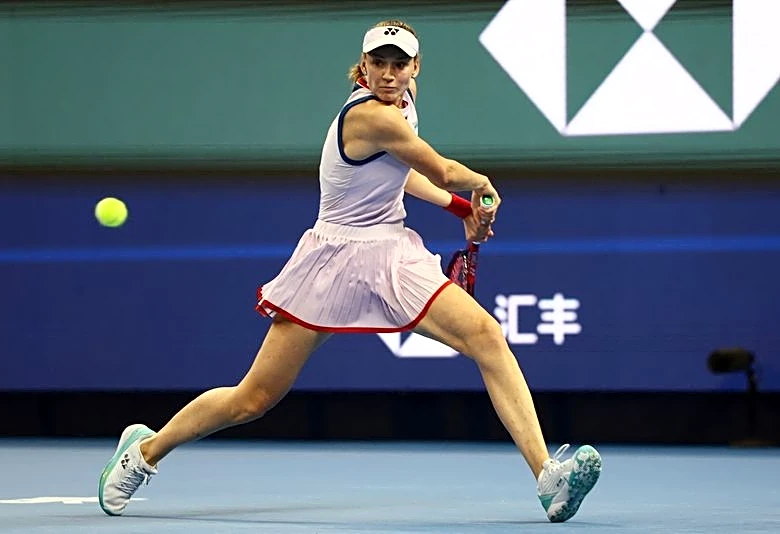 Tennis-Rybakina's first match as world number one ends in China Open defeat by Charaeva