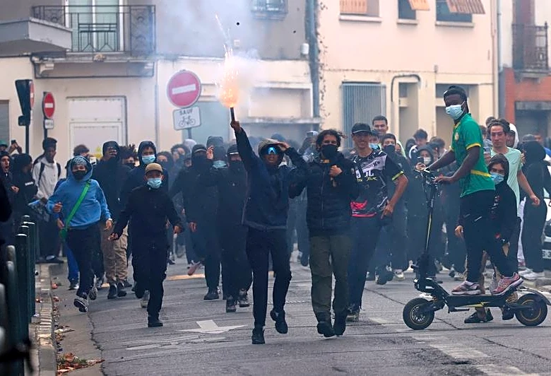 Paris police chief says student protest movement out of control, urges peaceful action