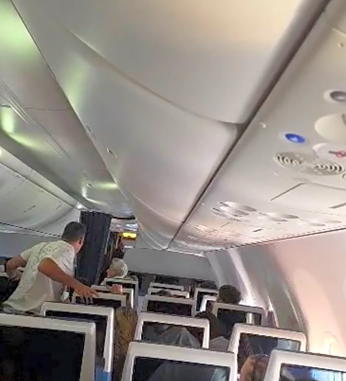 Co-pilot planned flydubai attack before hired by airline, two Israeli officials say