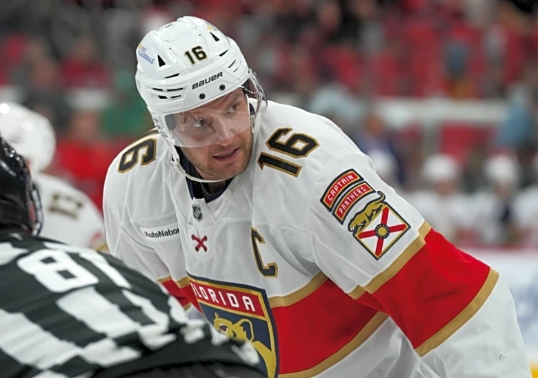 Report: Panthers captain Aleksander Barkov (leg) out 10-12 weeks