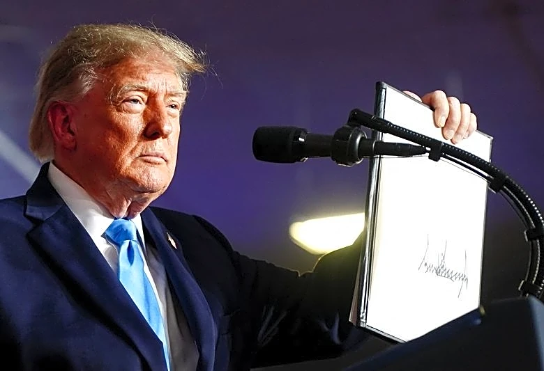 Trump holds Nebraska rally in bid to keep deep-red state in Republican column