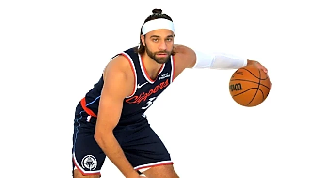 Clippers' Max Strus (torn plantar fascia) out for start of season