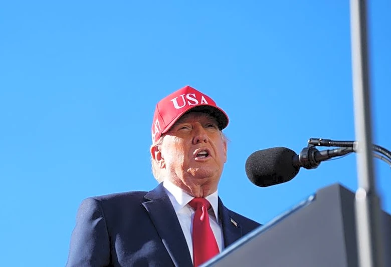 Trump says nobody knows who is running Iran