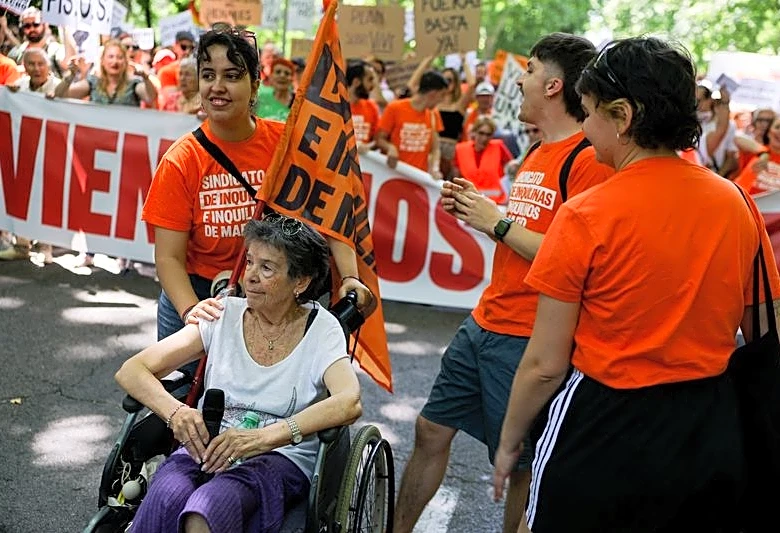 Evicted Spanish octogenarian Maricarmen Abascal, heart of Spain's housing protests, has died