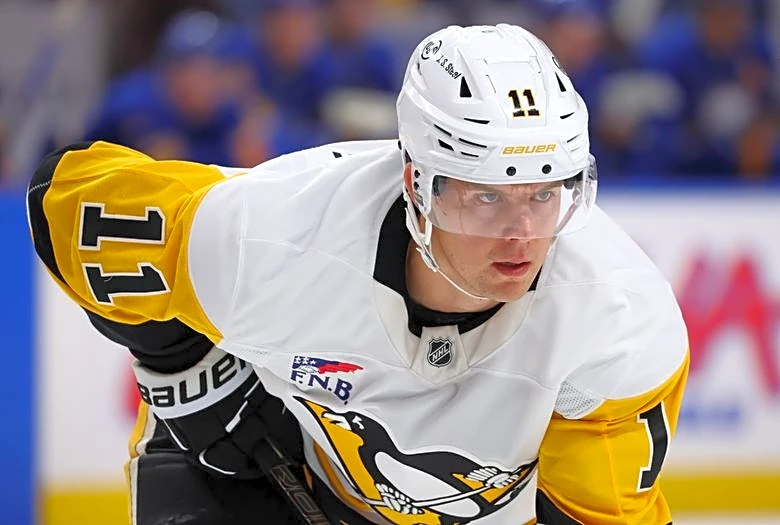 Penguins deal D Filip Hallander to Oilers for F Spencer Stastney