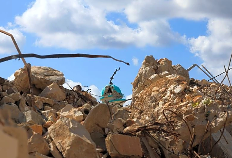 Drones, explosions and soldiers in bulldozers: surrounded by Israelis in Lebanon's 'model town'