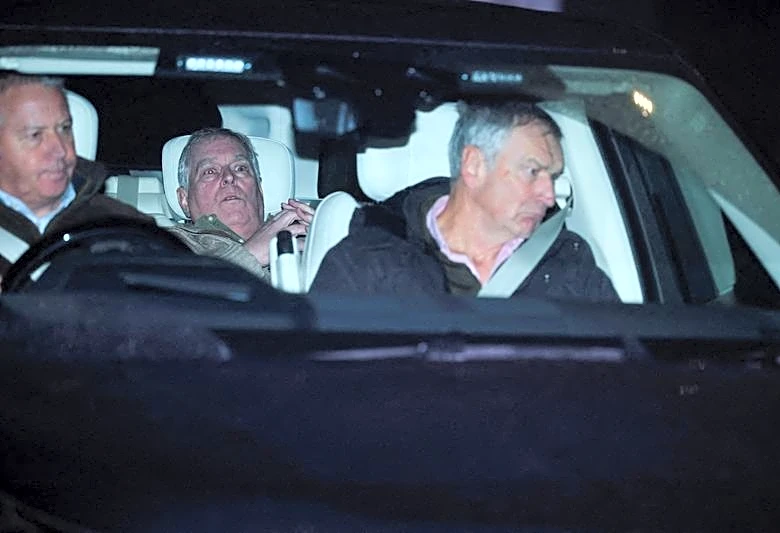 Ex-prince Andrew search warrants quashed after police accept legal error