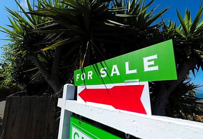 US 30-year fixed-rate mortgage rate hits 7.40%, likely to further erode housing demand