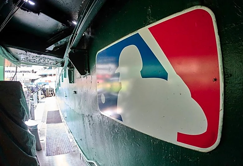 MLB proposes 154-game schedule, altered playoff format
