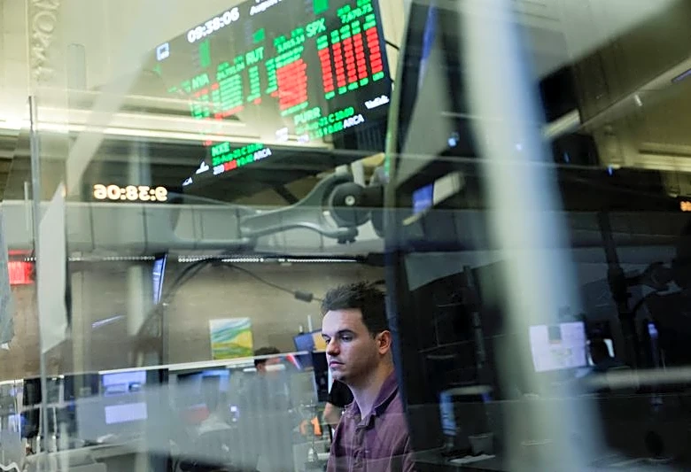 US equity funds witness first weekly outflow in three weeks