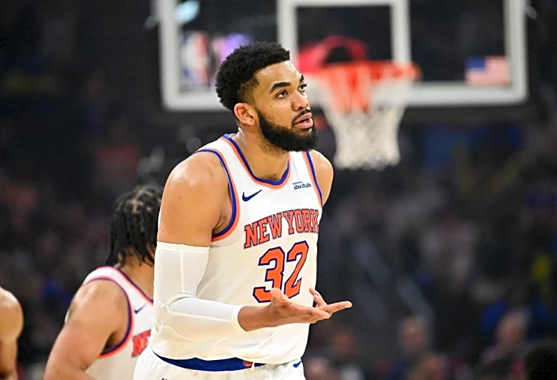 Knicks table contract talks for Karl-Anthony Towns, others