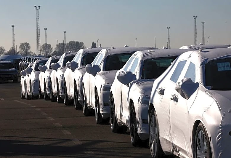 China, EU strike deal to halve Chinese hybrid exports